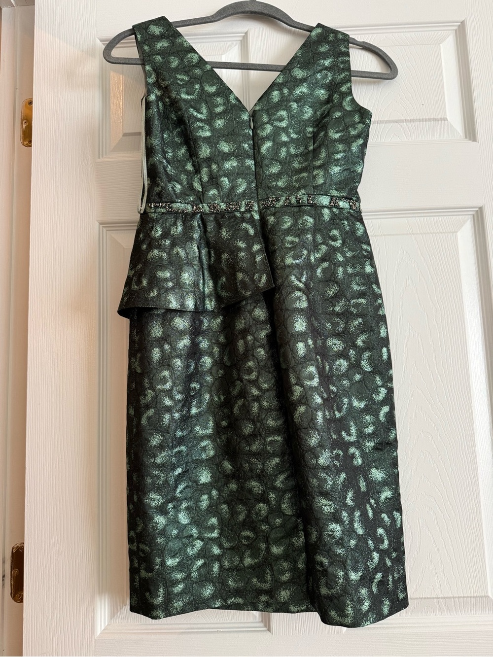 Kay Unger Metallic Dark Green V-Neck Peplum Mini Dress - Picture 3 of 6